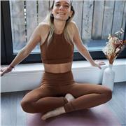 Insegnante Yoga - Hatha , Vinyasa , Restorative , Pranayama , Meditazione